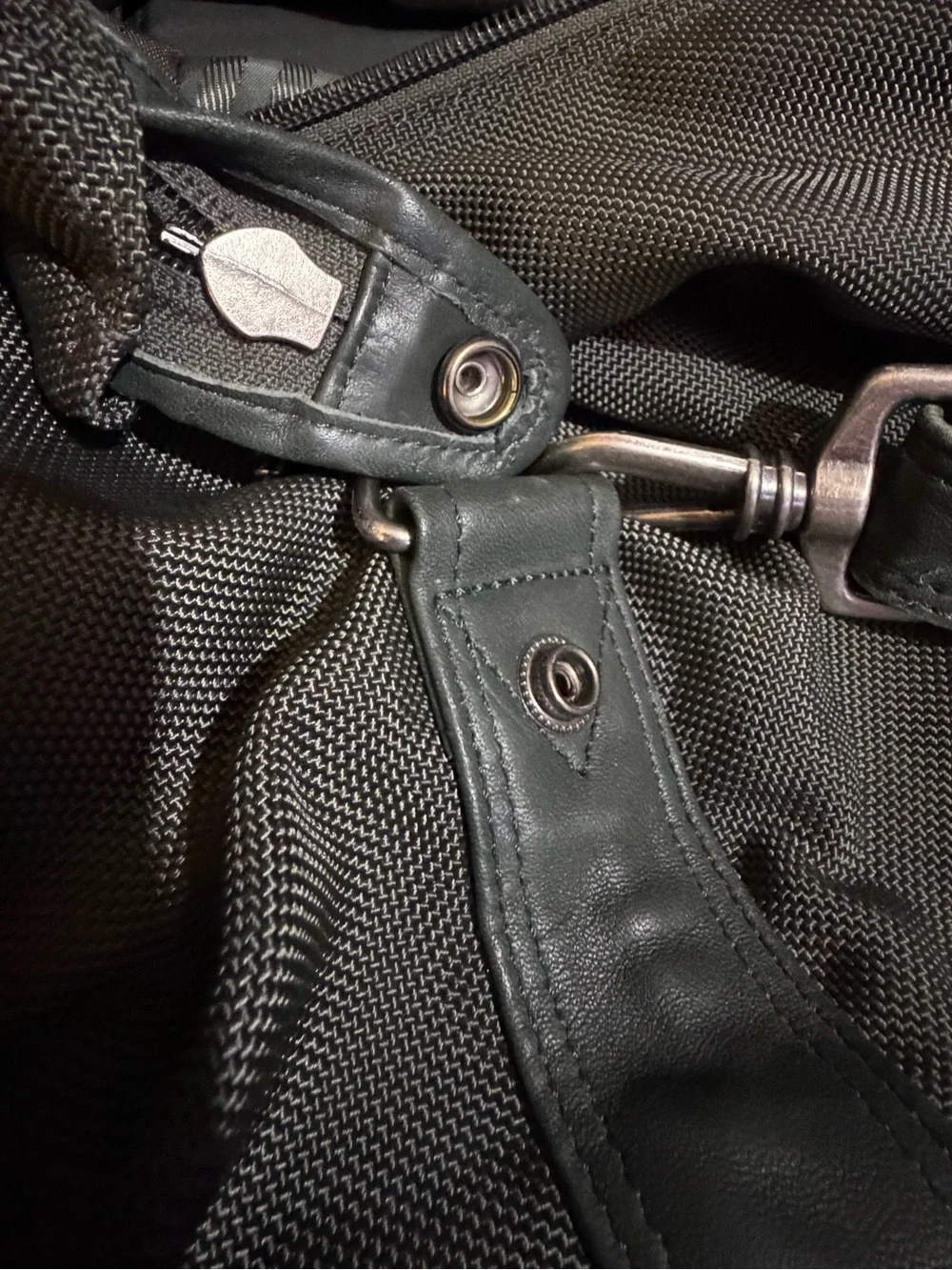 Tumi green Nylon Travel Duffel Weekender Bag with Leather Trim and ID Tag